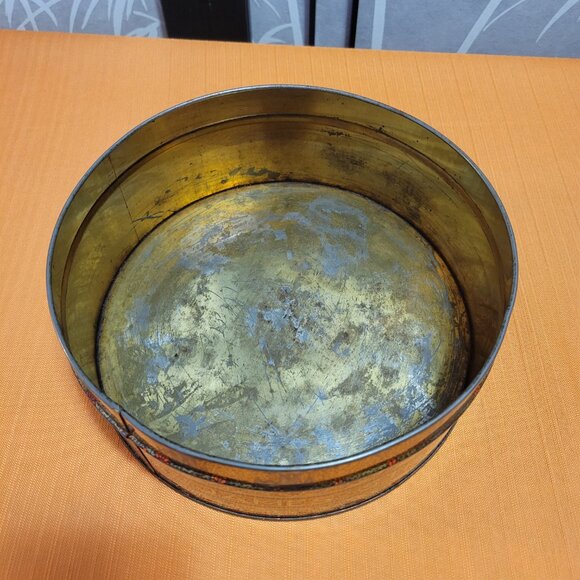 Vintage James Strachan Fruit Cake Tin - Montreal, Canada - Picture 5 of 7
